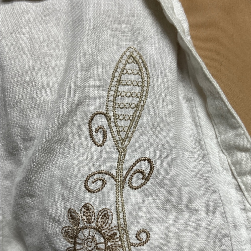 Per Una White Blouse with Floral Embroidery - Picture 2 of 9